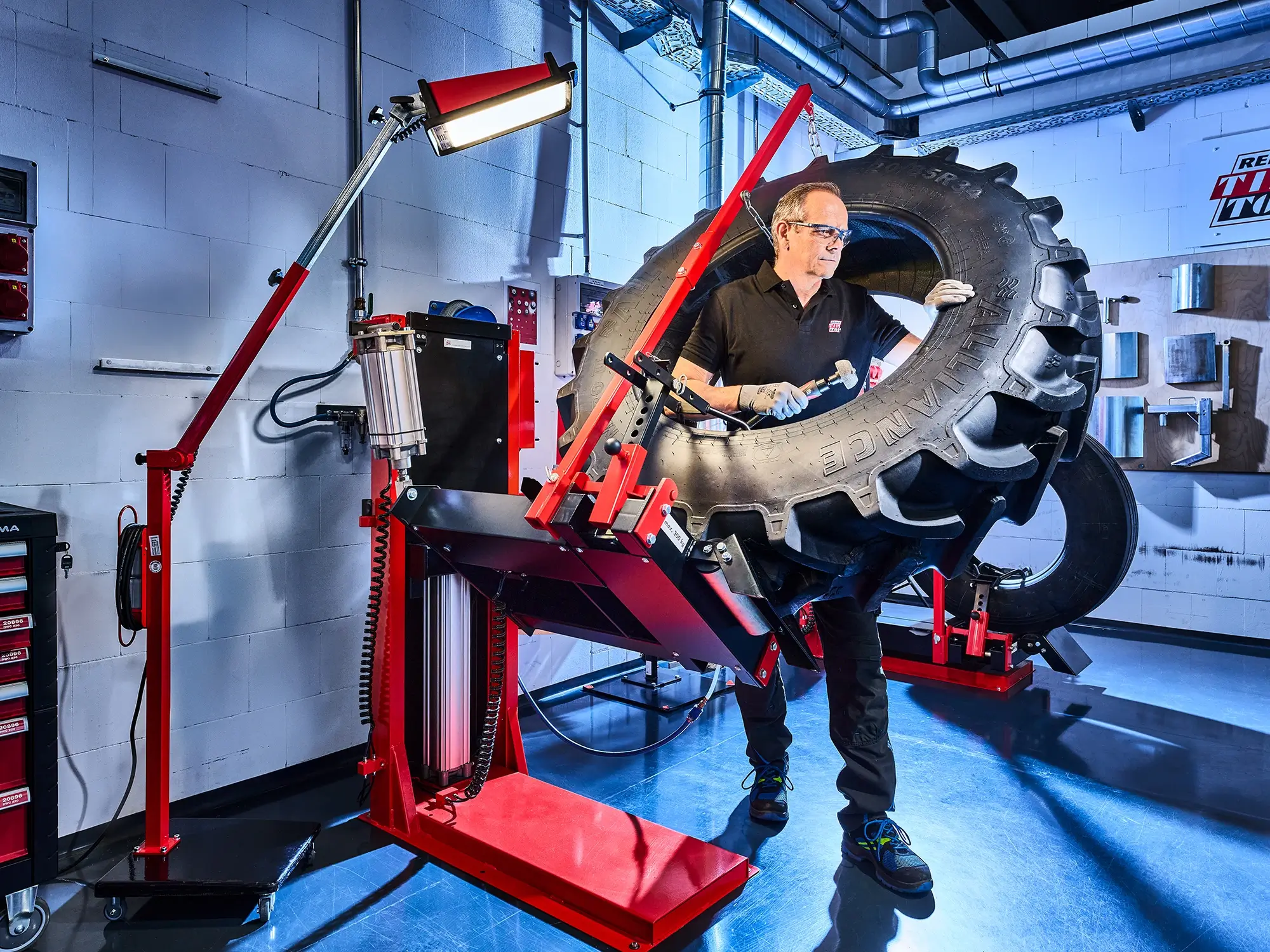 Picture of REMA MOTION tire repair material AS